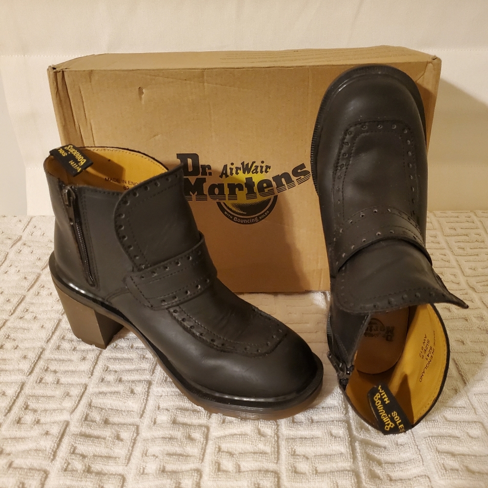 Dr Martens Vintage Bootie UK 6